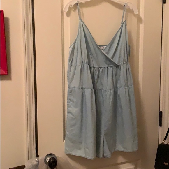 BCBGeneration NWT chambray romper size L - Picture 1 of 5